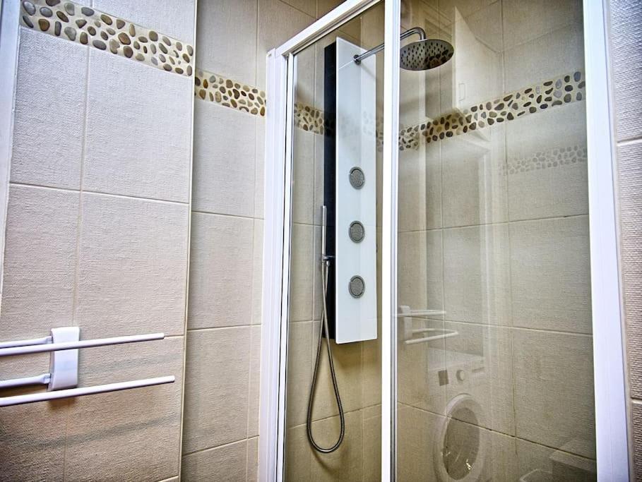 Loft 4/6 Pers Proximite Centre Ville, Gare Et Tram Caen Dış mekan fotoğraf
